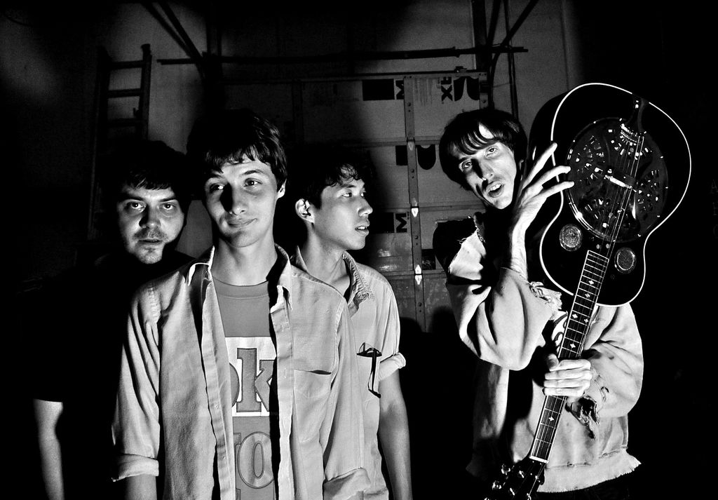 DEERHUNTER + GUEST